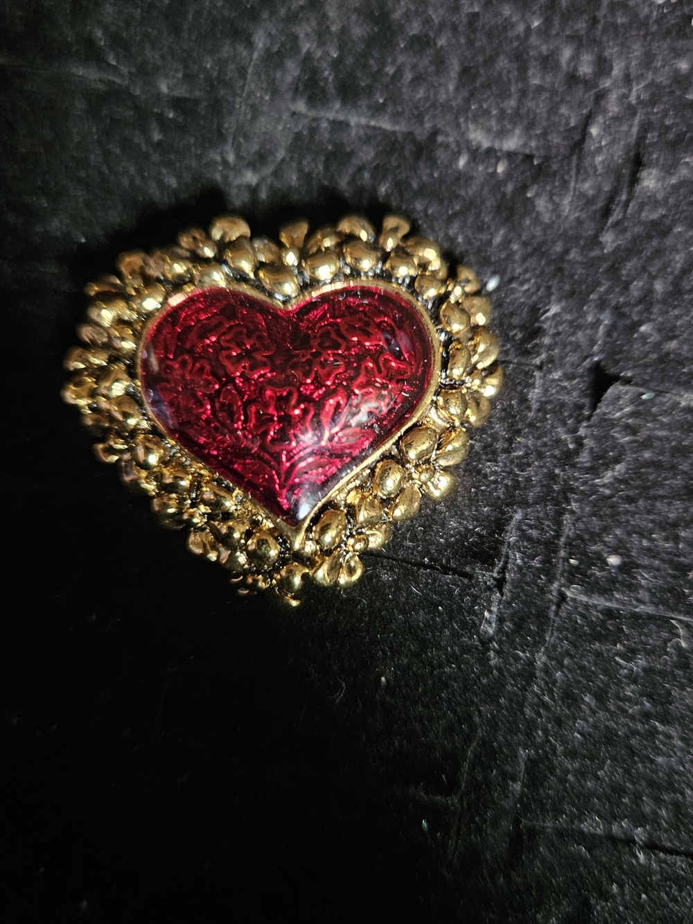 Avon Gold-Tone Heart Brooch with Deep Red Enamel-Circa 1997